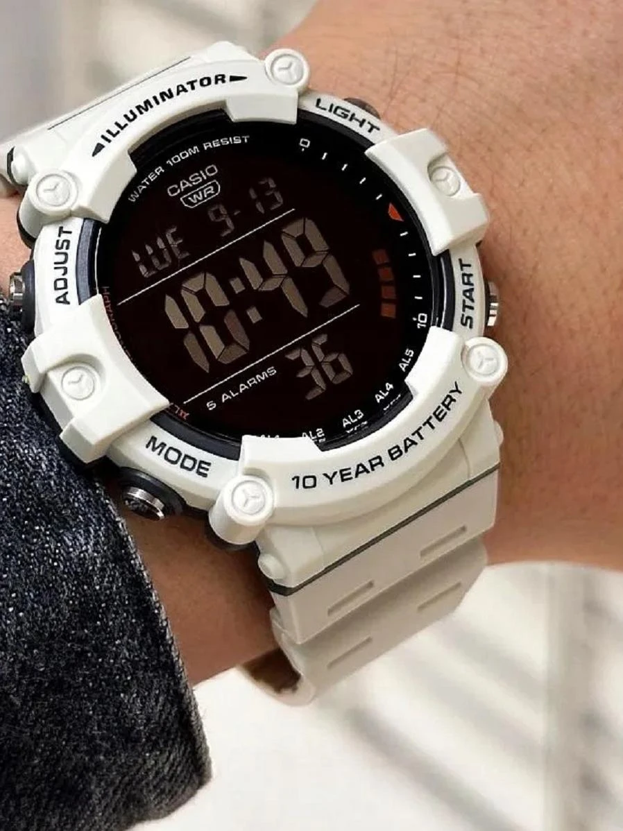 Casio Sports AE-1500WH-8B2