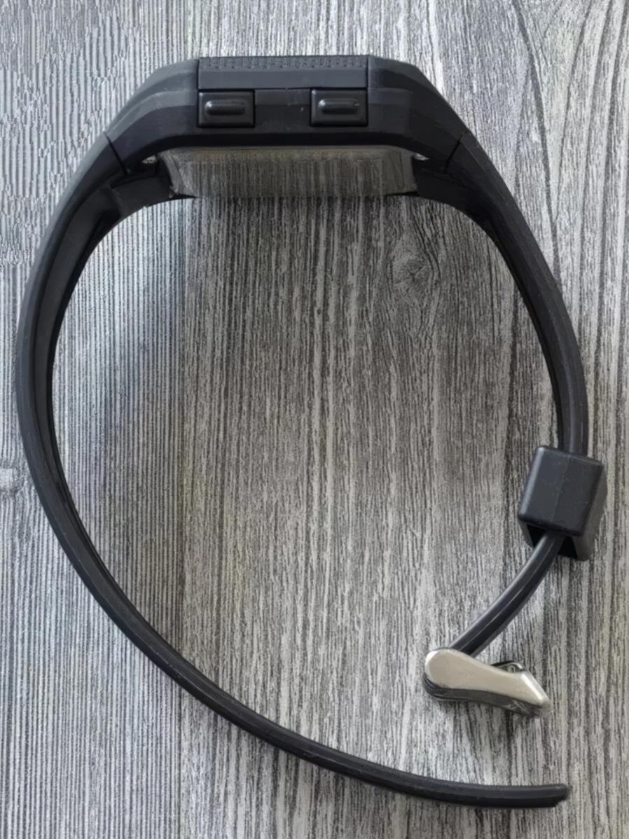 Q&Q Superior M158J001Y