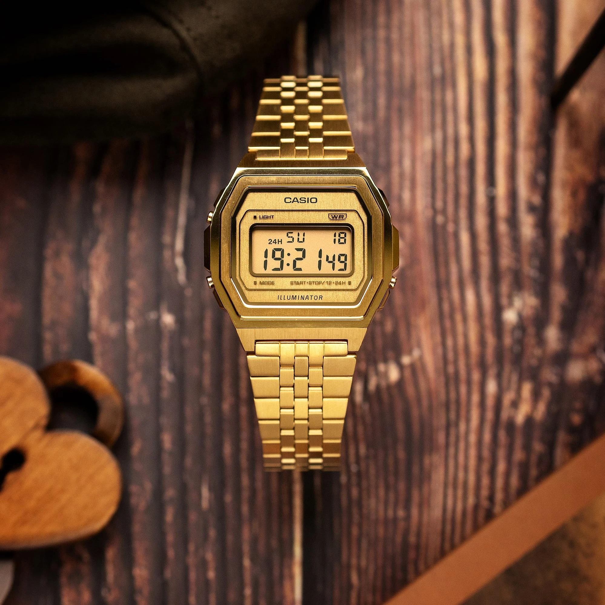 Casio Vintage A-1000G-9E