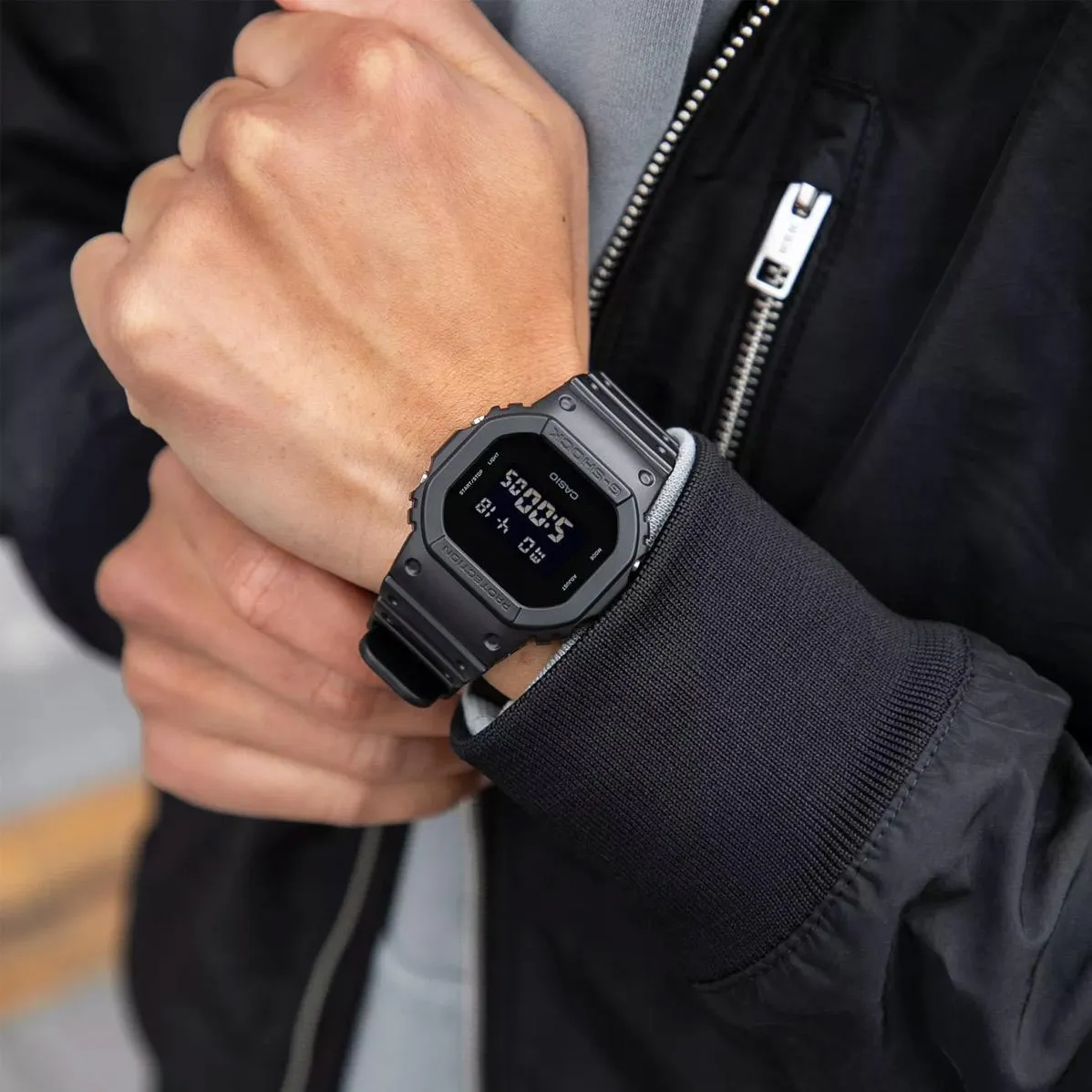 Casio DW-5600UBB-1E