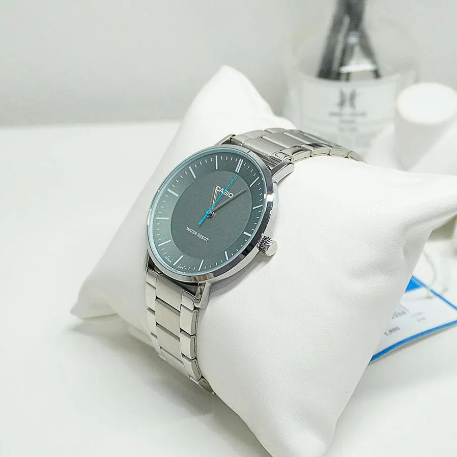Casio Collection MTP-VT04D-8E