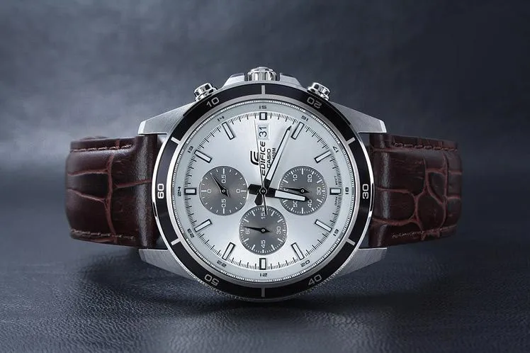 Casio EFR-526L-7A
