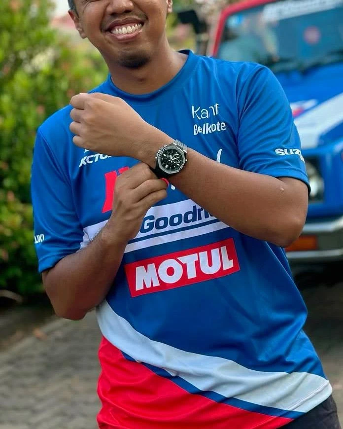 Casio Edifice ECB-10TP-1A