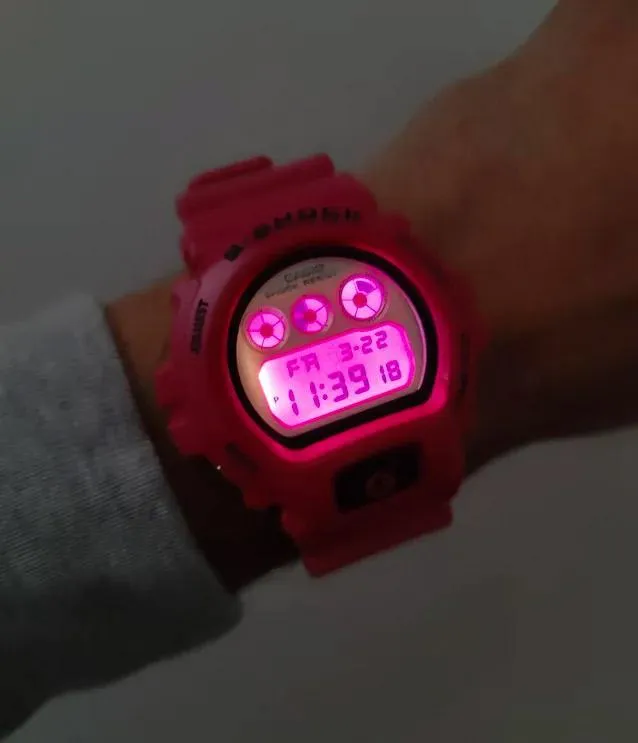 Casio DW-6900RCS-4E