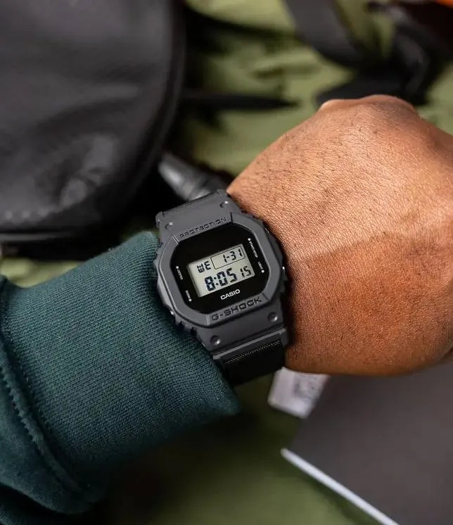 Casio G-Shock DW-5600BCE-1E