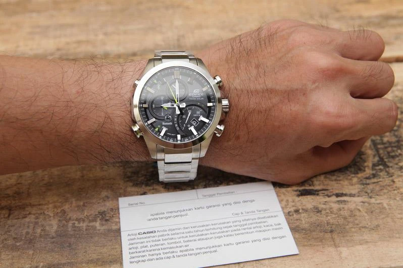 Casio Edifice EQB-501D-1A
