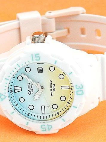 Casio Collection LRW-200H-2E2