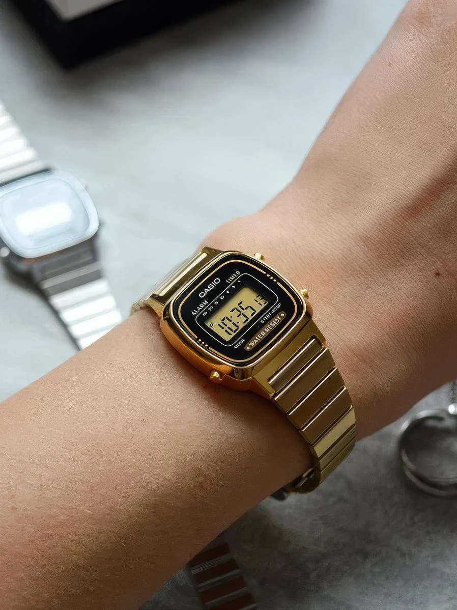 Casio Vintage LA-670WGA-1E