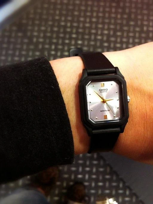 Casio Collection, СУПЕРЦЕНА LQ-142E-7A