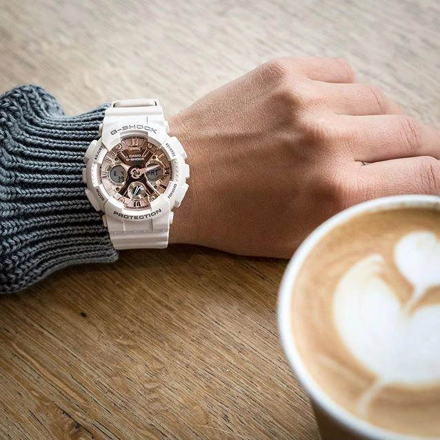 Casio G-Shock GMA-S120MF-4A