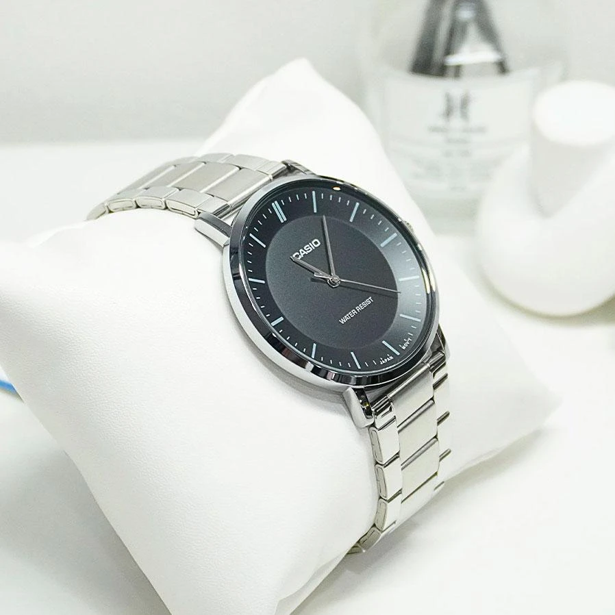 Casio Collection MTP-VT04D-1E