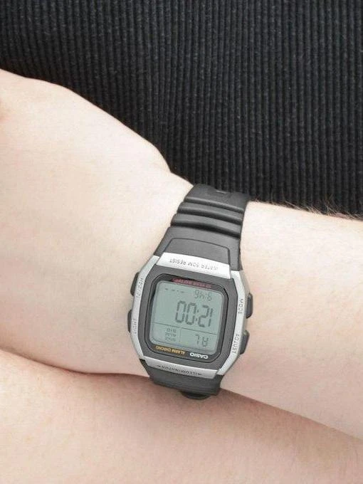 Casio Collection W-96H-1B