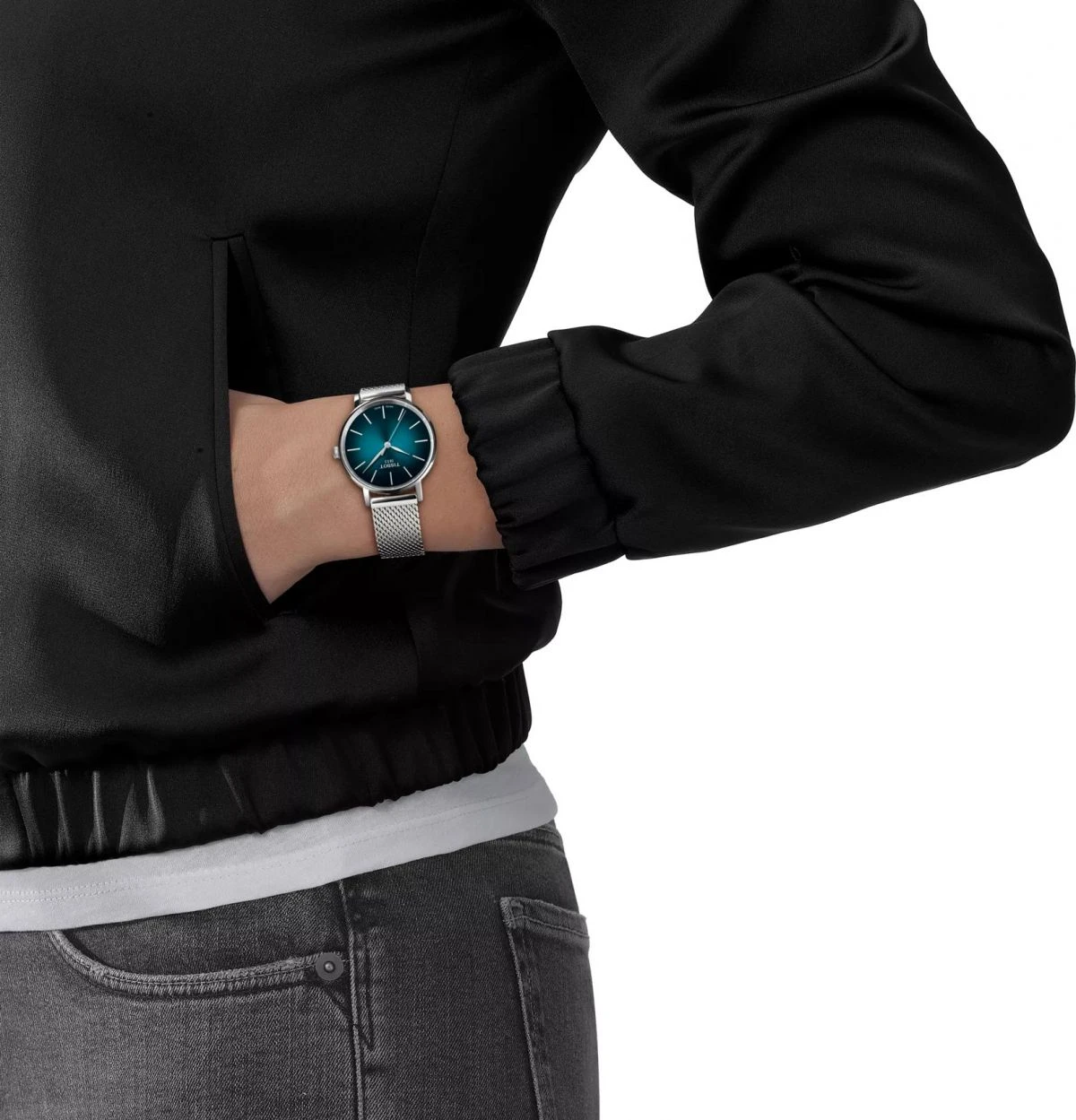 Tissot T143.210.11.091.00