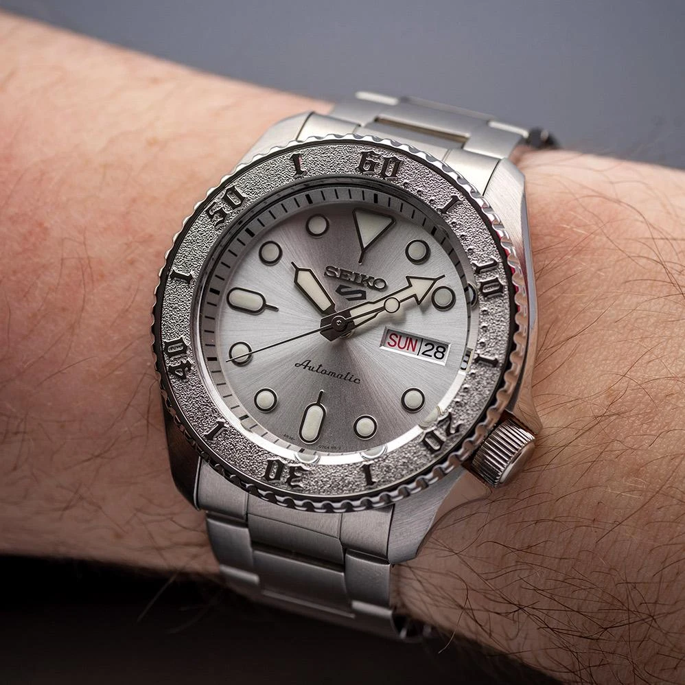 Наручные часы  Seiko  Seiko 5 Sports Seiko SRPE71K1 (фото 6) Наручные часы  Seiko  Seiko 5 Sports Seiko SRPE71K1 (фото 6)