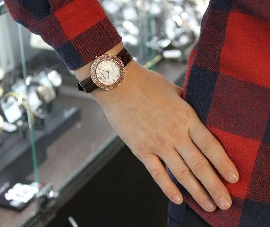 Emporio Armani Classics AR7433