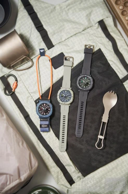 Casio PRJ-B001-1E