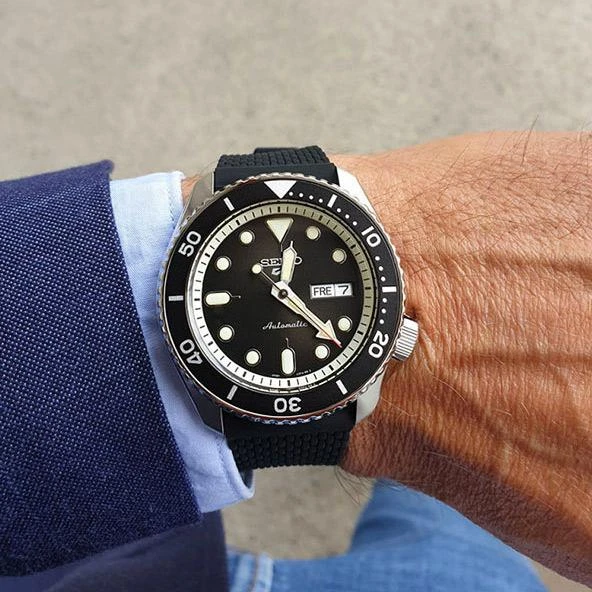Seiko Seiko 5 Sports SRPD73K2
