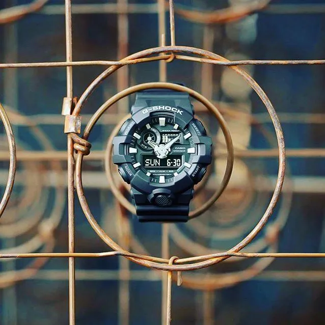 Casio GA-700-1B