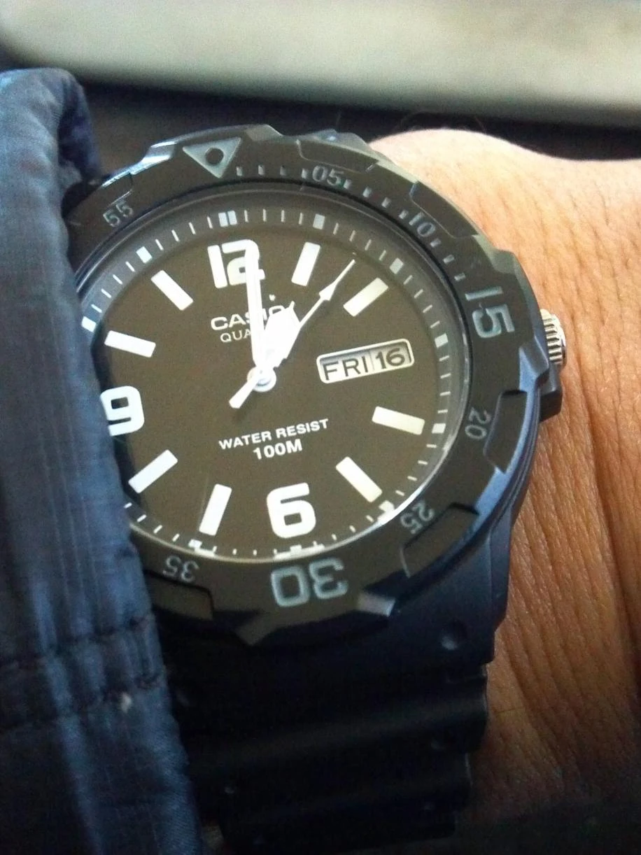 Casio Collection MRW-200H-1B2