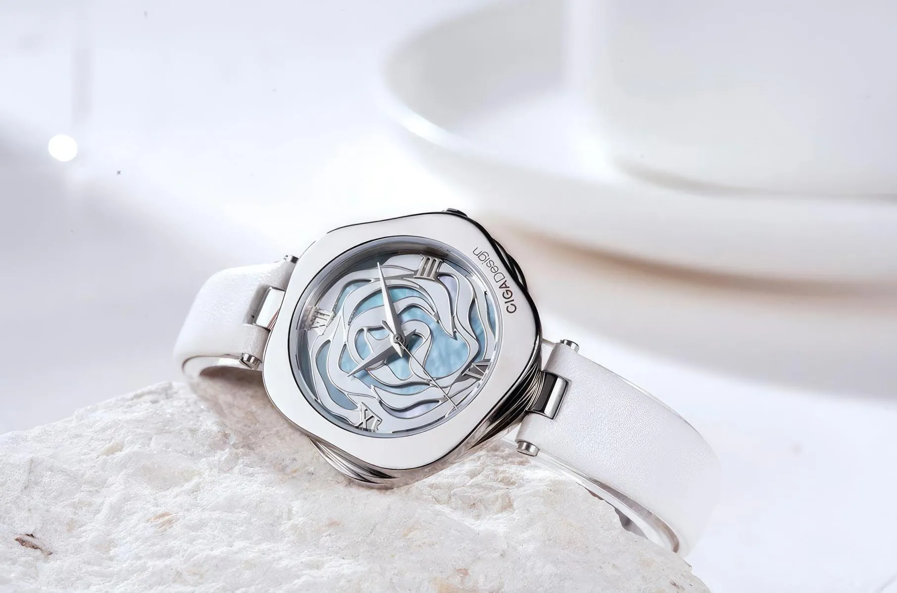 CIGA Design R-Series Danish Rose R012-SISI-W1