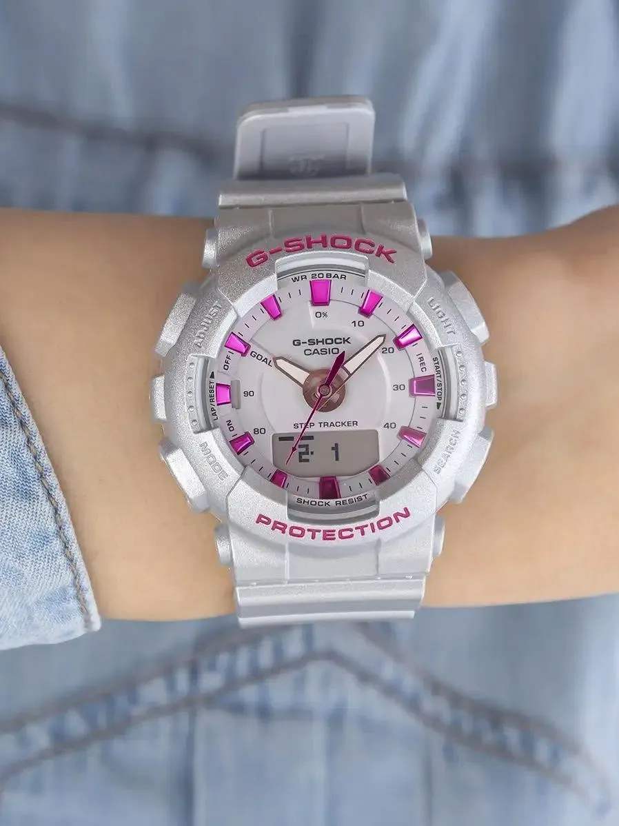 Casio G-Shock GMA-S130NP-8A