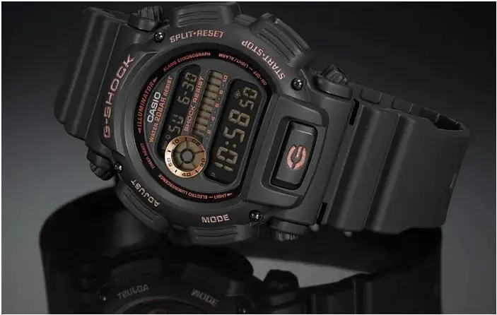 Casio DW-9052GBX-1A4