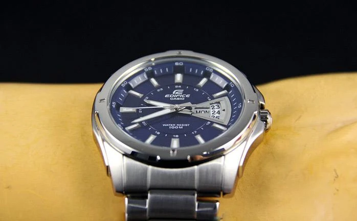 Наручные часы  Casio  Edifice Casio EF-129D-2A (фото 6) Наручные часы  Casio  Edifice Casio EF-129D-2A (фото 6)