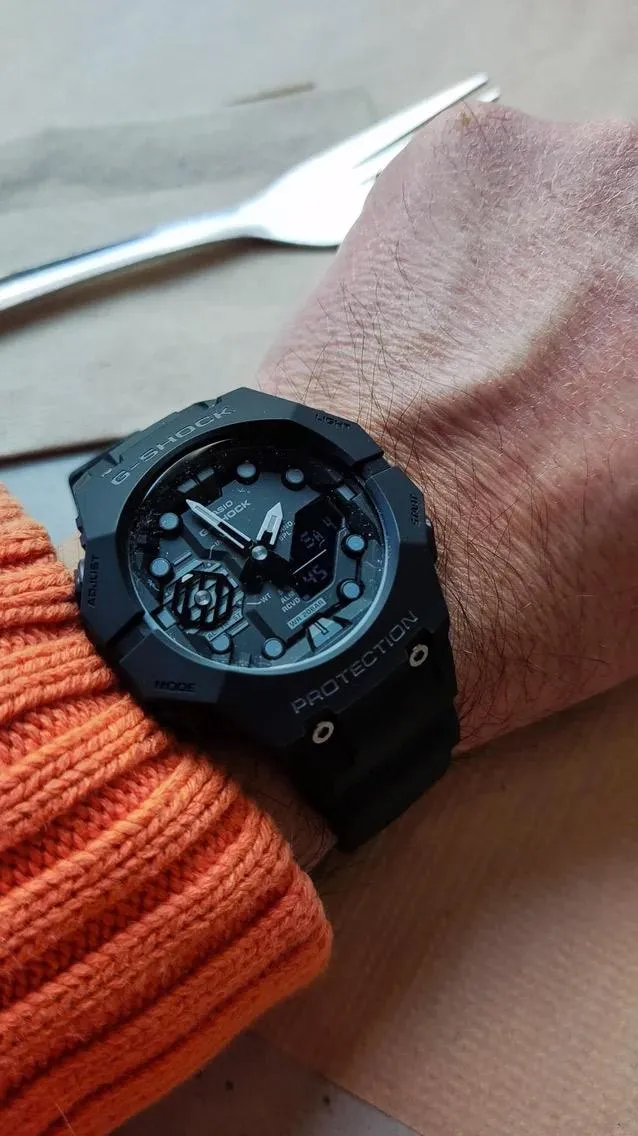 Casio GA-B001-1A