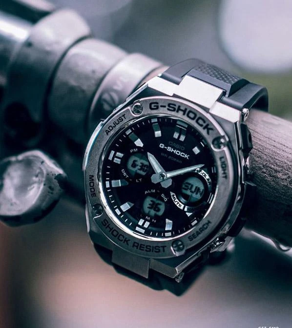 Casio G-Shock GST-W110-1A