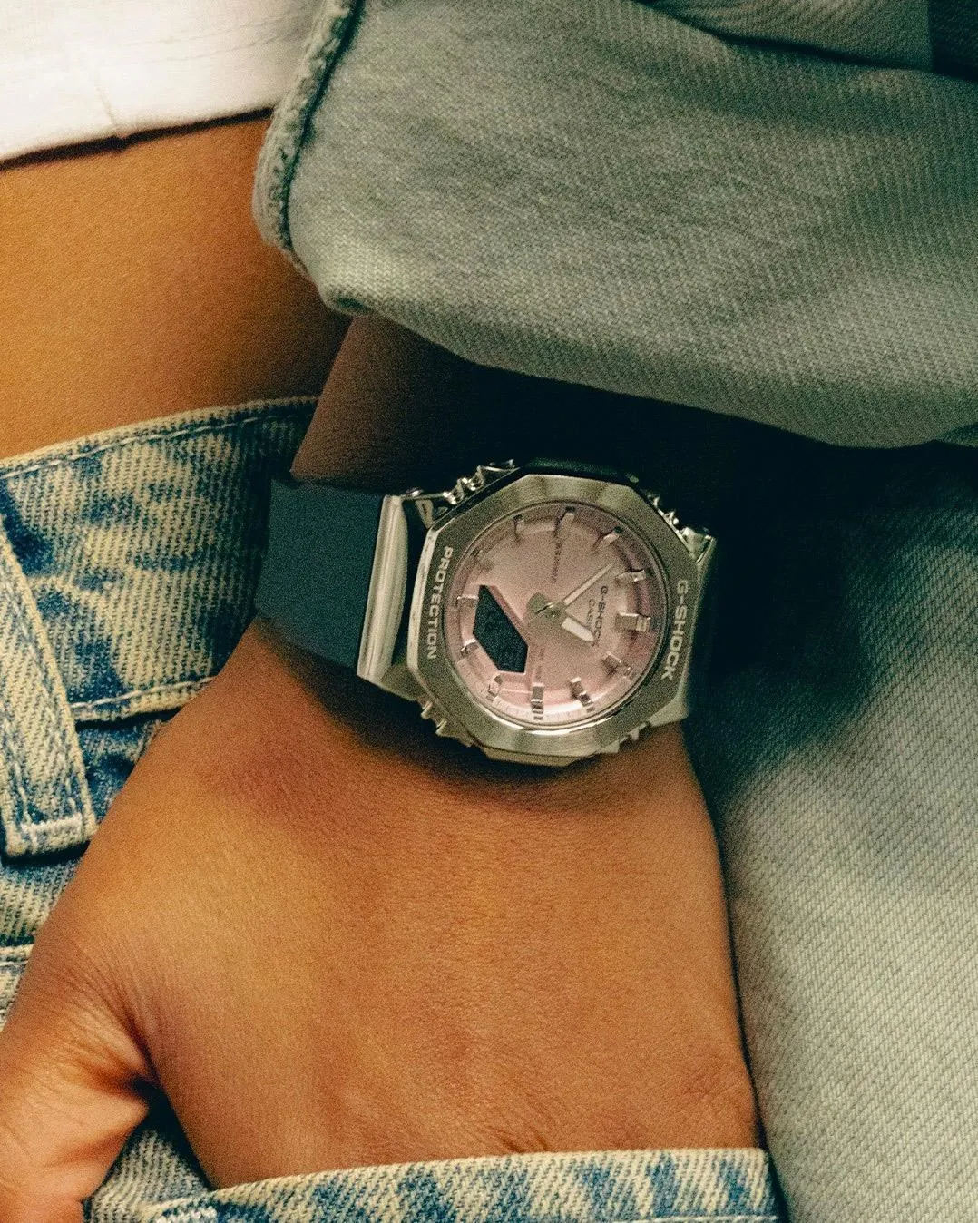 Casio GM-S2110-4A