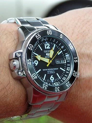 Seiko Seiko 5 Sports SKZ211K1