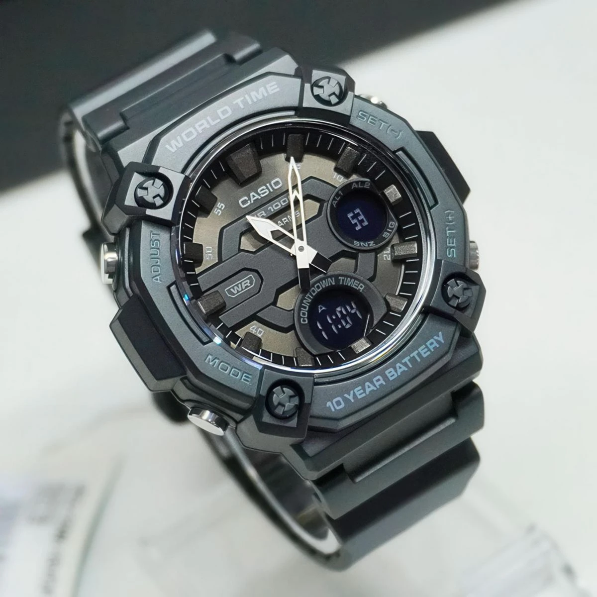 Casio AEQ-120W-1B