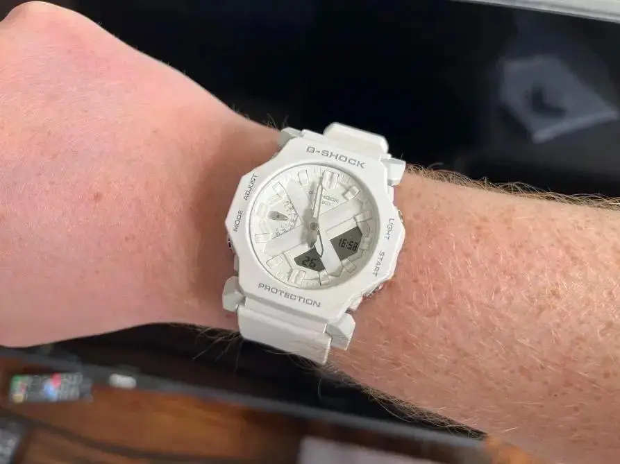 Casio GA-2300-7A