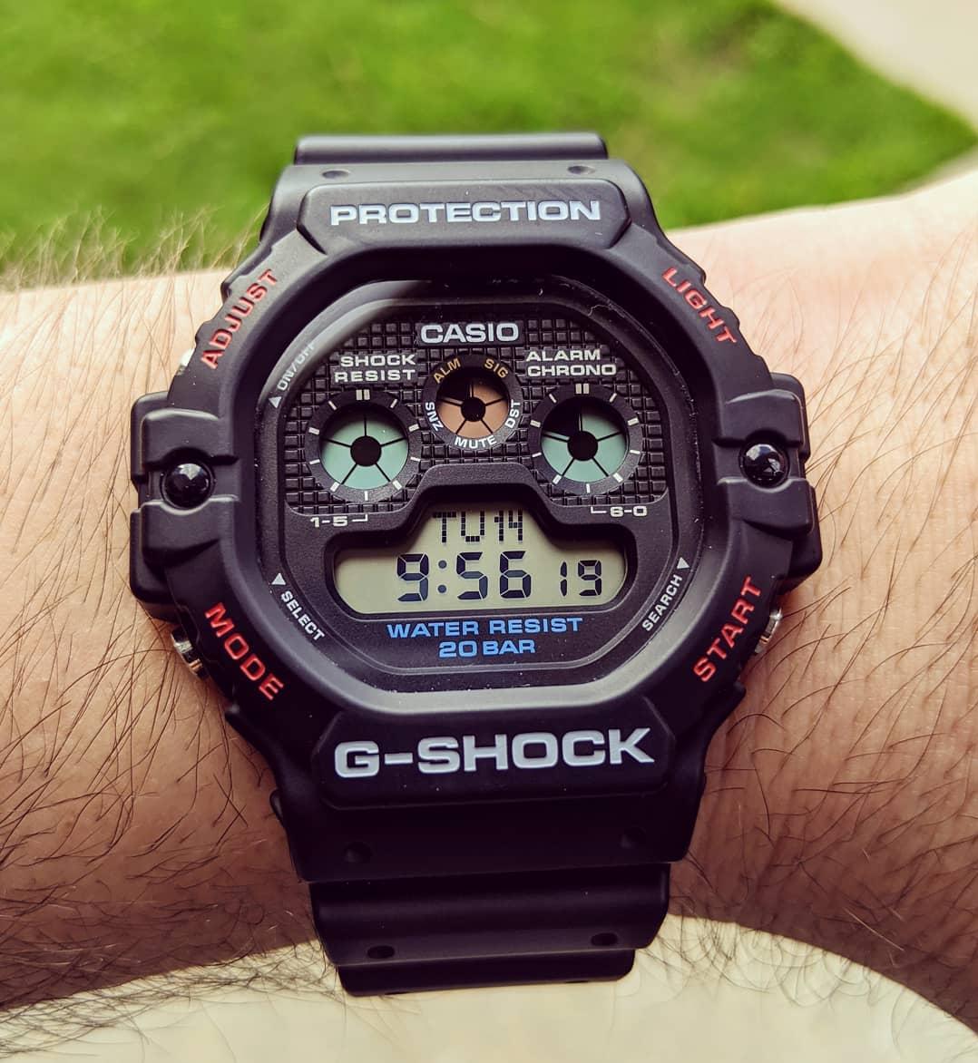 Casio DW-5900-1E