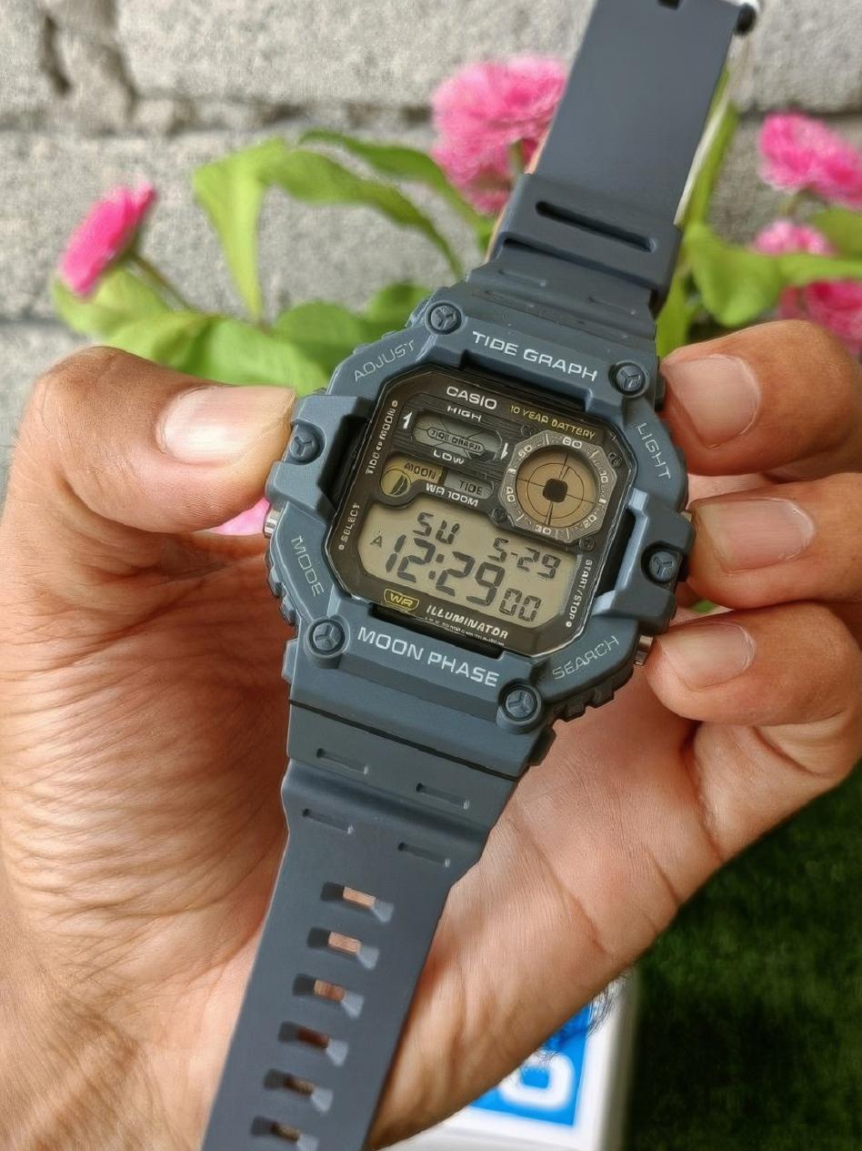 Casio WS-1700H-8A