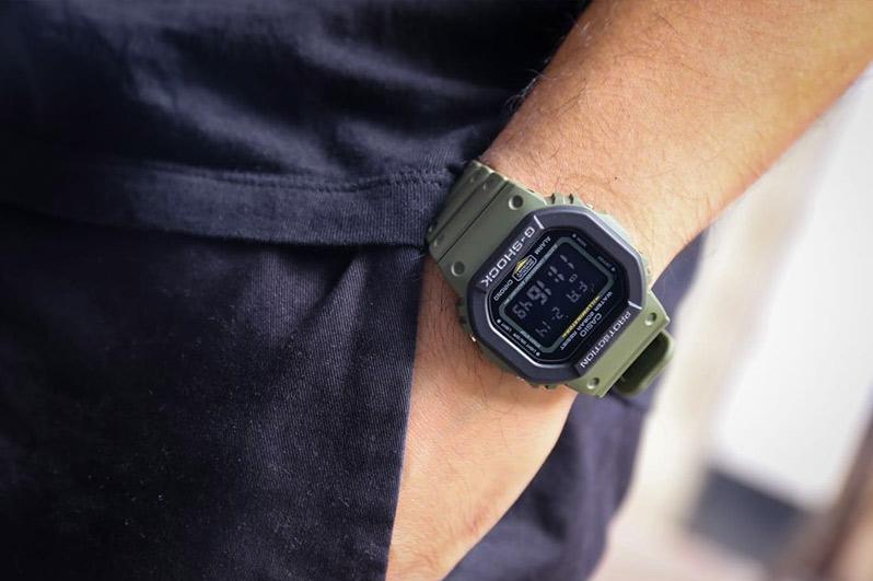 Casio DW-5610SU-3E