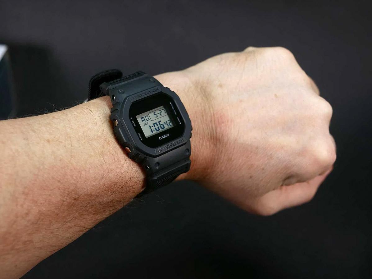 Casio G-Shock DW-5600BCE-1E