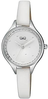 Q&Q QB73J301Y