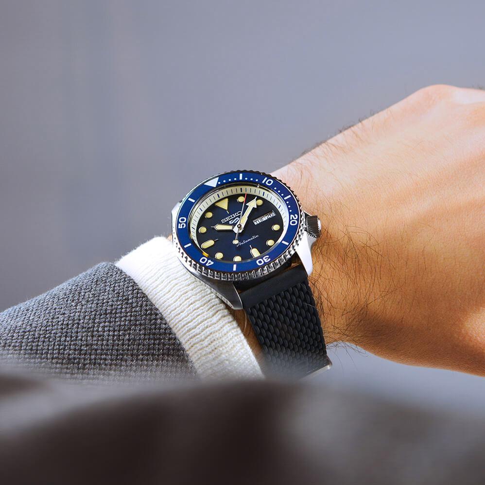 Seiko Seiko 5 Sports SRPD71K2