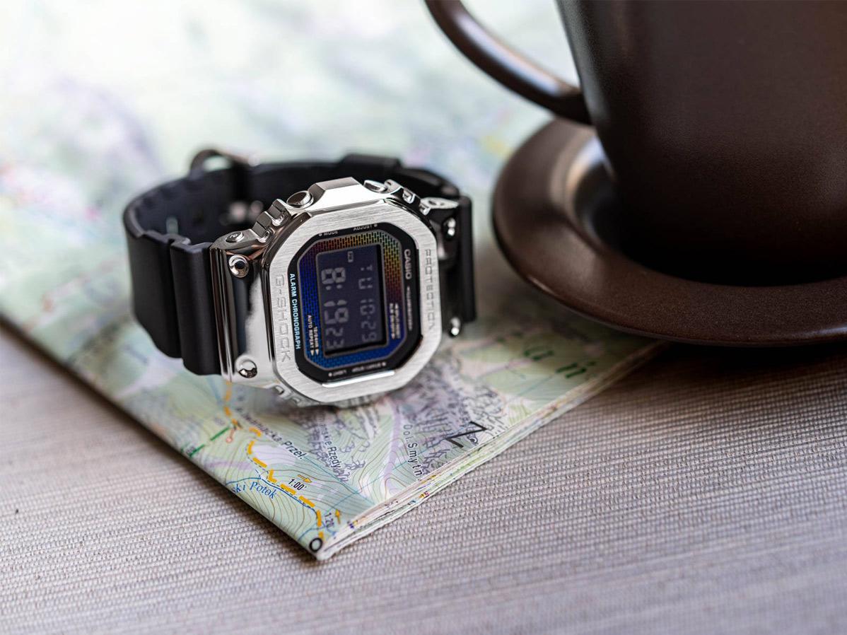 Casio GM-5600RW-1E