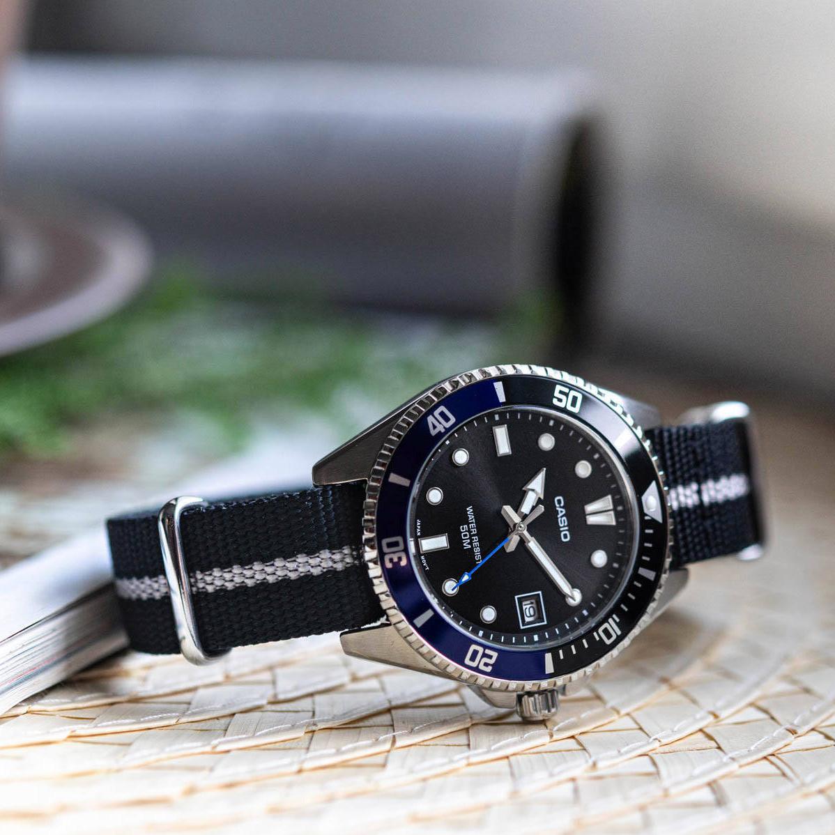Casio MDV-10C-1A2