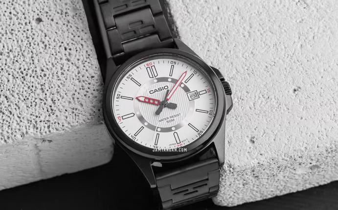 Casio MTP-E700B-7E
