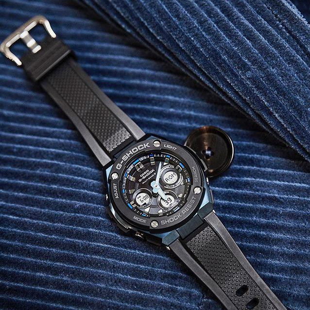 Casio GST-W300G-1A2