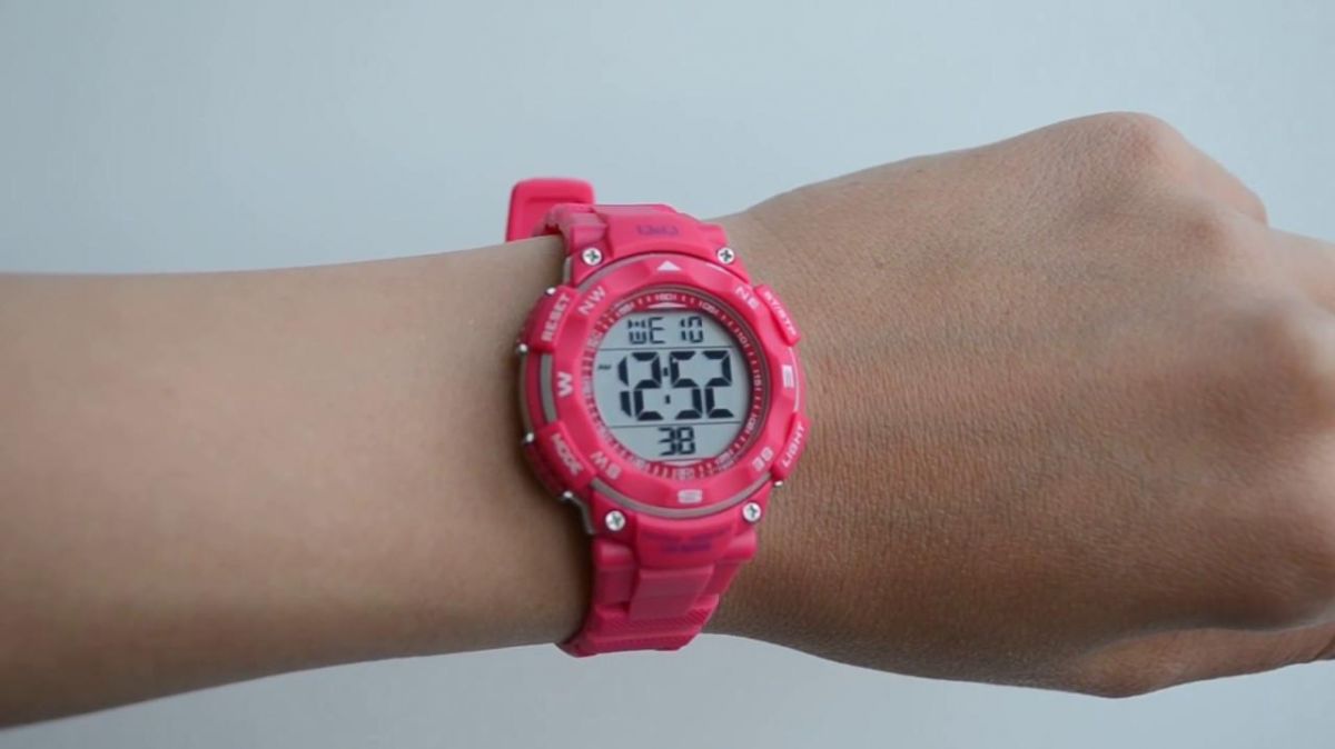 Q&Q M149J006Y