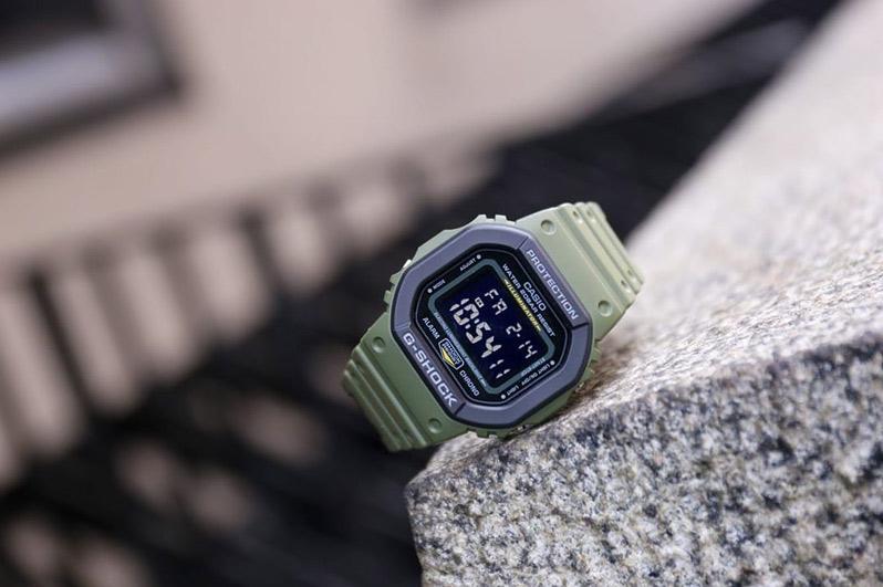 Casio DW-5610SU-3E