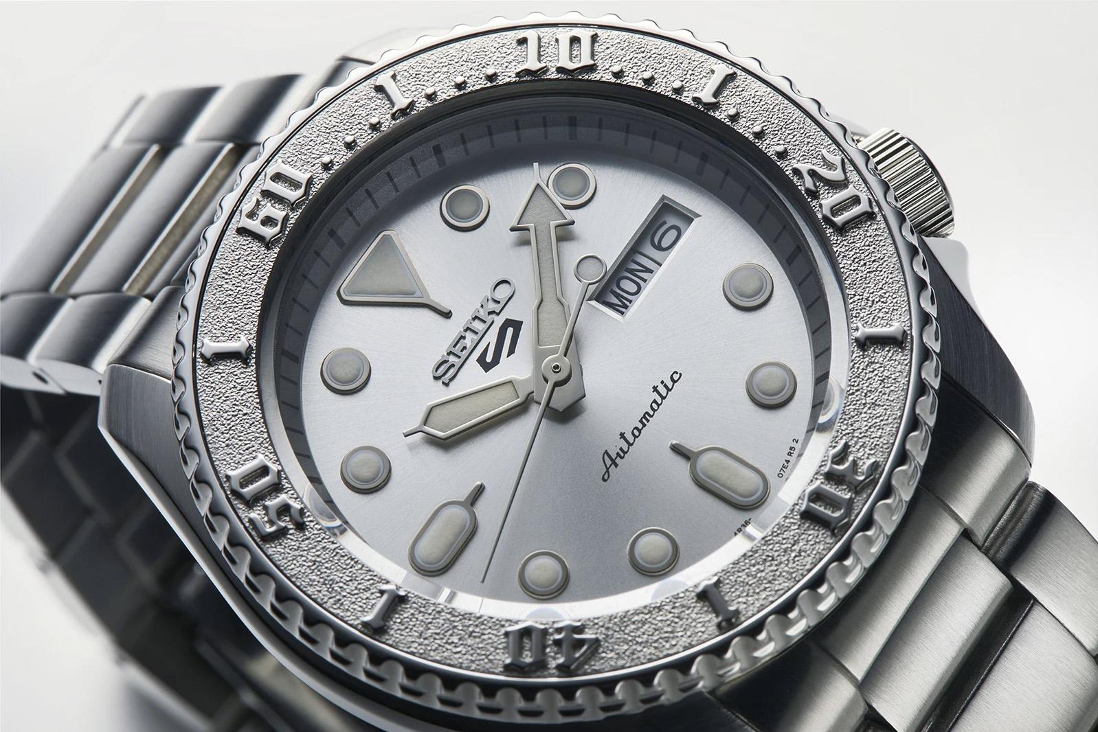 Seiko Seiko 5 Sports SRPE71K1