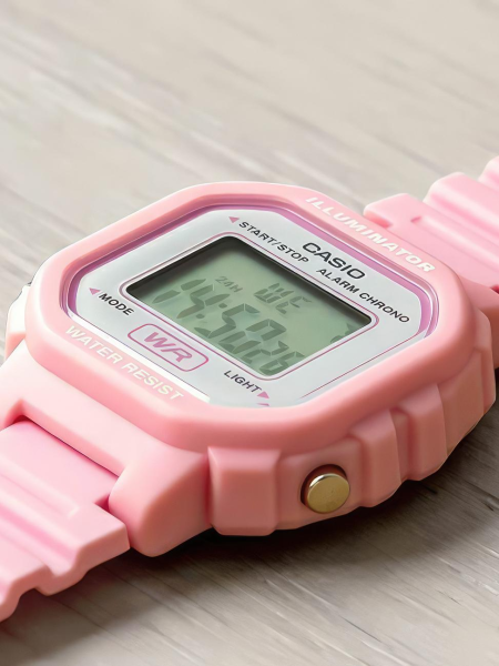 Casio LA-20WH-4A1